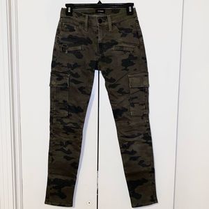 hudson camouflage cargo/jeans!